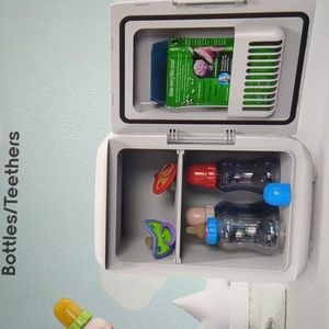 TZUMI ION CHILL LIGHT 4 L CAPACITY MINI FRIDGE ENERGY-EFFICIENT NEW IN BOX ❤️